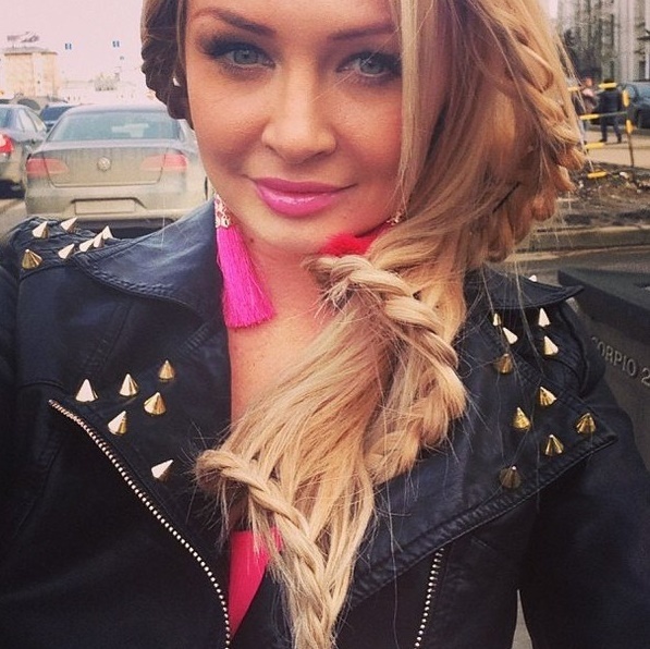 Дом 2: Даша Пынзарь просит не верить мошенникам в интернете + видео