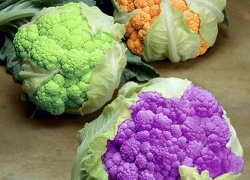 Тушеная цветная капуста в мультиварке с куриным мясом